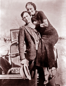 En EE. UU. la policía mata a Bonnie y Clyde En EE. UU. la policía mata a Bonnie y Clyde