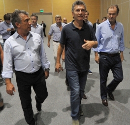 Gustavo Bordet marcó distancia de Urribarri y de quienes, desde el PJ, lo calumnian de macrista Gustavo Bordet marcó distancia de Urribarri y de quienes, desde el PJ, lo calumnian de macrista