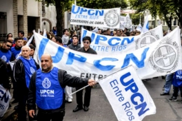 Un mes de protestas para UPCN: “El gobierno fundamenta con palabras difíciles la decisión política de no dialogar” Un mes de protestas para UPCN: “El gobierno fundamenta con palabras difíciles la decisión política de no dialogar”