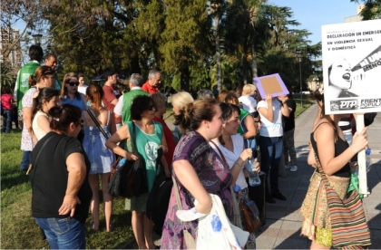 #Ni una menos: con dos concentraciones en Paraná, se exigió la emergencia en violencia de género