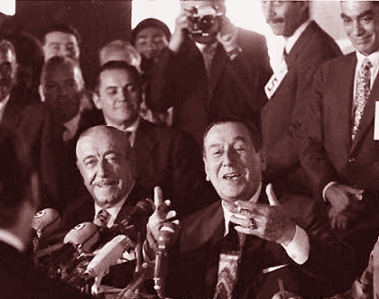 El dictador militar Lanusse prohíbe a Juan Perón volver a la Argentina