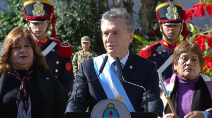 Bordet tironea con Macri para que el ajuste tenga un impacto menor en la provincia