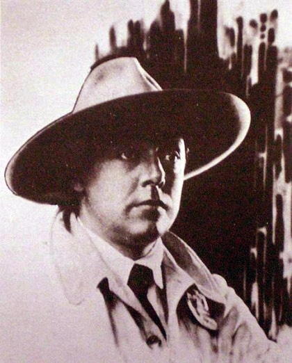 Juan Carlos Dávalos, un poeta de la tierra
