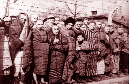 En Polonia, el EjÃ©rcito SoviÃ©tico libera el campo de concentraciÃ³n nazi de Auschwitz