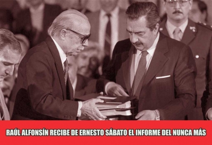 La CONADEP le entrega a Alfonsn su informe 