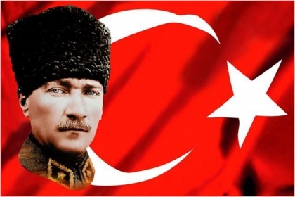 Kemal Ataturk asume como presidente de la nueva Repblica de Turqua
