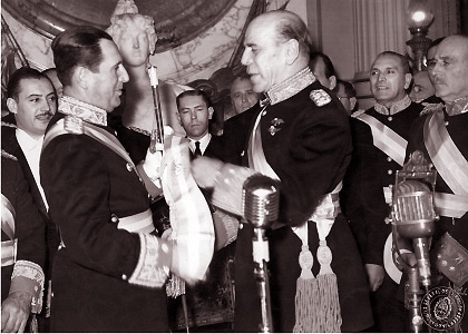 Juan Pern asume su primera presidencia