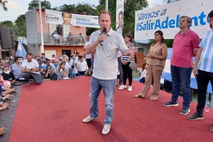 Gustavo Bordet: No tenemos los grandes medios porteos que hagan campaa, tenemos que militar