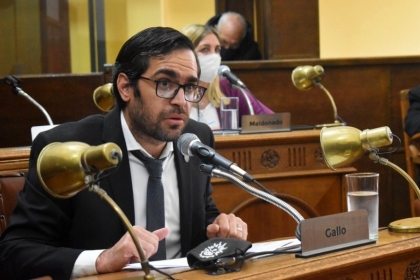 Juan Gallo: Filipuzzi se va por la puerta chica para asociarse a los destructores de la educacin pblica