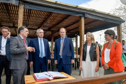 Desde Entre Ros, Alberto Fernndez habl de proceso de recuperacin y Bordet le agradeci por las obras