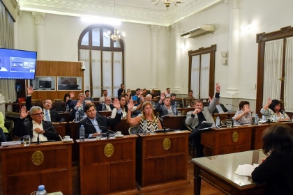 El Senado de Entre Ros aprob la creacin de 300 cargos en la Polica