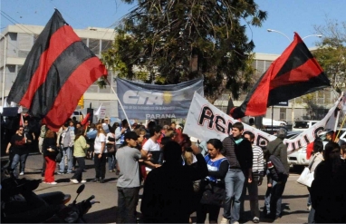 La Agrupación Rojo y Negro 1º de Mayo ante la llegada de Sileoni La Agrupación Rojo y Negro 1º de Mayo ante la llegada de Sileoni