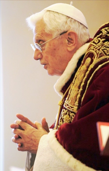 Conmoción en el mundo católico: el Papa Benedicto XVI anunció su renuncia para el 28 de febrero Conmoción en el mundo católico: el Papa Benedicto XVI anunció su renuncia para el 28 de febrero