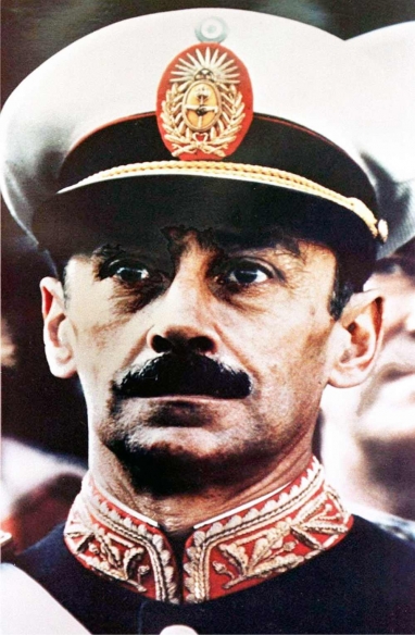 Un hijo de puta menos: Murió el genocida Videla, condenado por crímenes de lesa humanidad Un hijo de puta menos: Murió el genocida Videla, condenado por crímenes de lesa humanidad