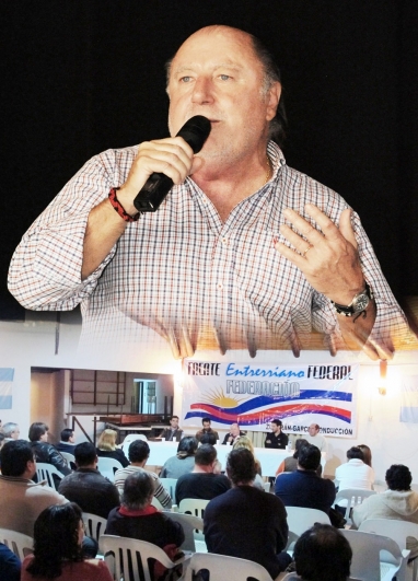 Jorge Busti convocó “a trabajar en el fortalecimiento de esta propuesta, con fuerte identidad peronista” Jorge Busti convocó “a trabajar en el fortalecimiento de esta propuesta, con fuerte identidad peronista”
