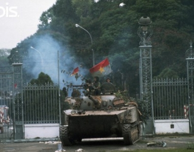 Liberación de Saigón, una victoria sobre el imperialismo yanqui y sus lacayos Liberación de Saigón, una victoria sobre el imperialismo yanqui y sus lacayos