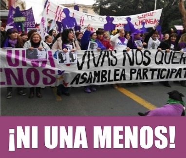 “Ni una menos, vivas y libres nos queremos”, el reclamo que se volvió a escuchar en Paraná “Ni una menos, vivas y libres nos queremos”, el reclamo que se volvió a escuchar en Paraná