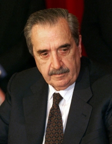 Raúl Alfonsín, el presidente de la democracia Raúl Alfonsín, el presidente de la democracia