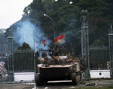 Liberación de Saigón, una victoria sobre el imperialismo yanqui y sus lacayos Liberación de Saigón, una victoria sobre el imperialismo yanqui y sus lacayos