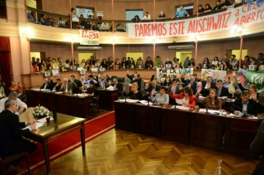 Tras un duro debate en Diputados por la ley de agroquímicos, el oficialismo archivó la ley Tras un duro debate en Diputados por la ley de agroquímicos, el oficialismo archivó la ley