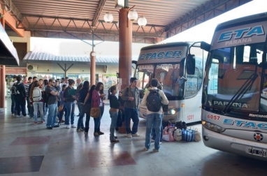 En ocho meses, el boleto del servicio Paraná-Santa Fe aumentó más del 80%