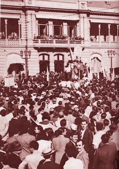 Crónicas de un día histórico para los trabajadores y el pueblo argentino Crónicas de un día histórico para los trabajadores y el pueblo argentino
