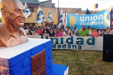 El peronismo de Paraná recordó el Día de la Lealtad