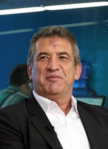 Sergio Urribarri y los K: a los codazos por los votos de Cristina en la provincia Sergio Urribarri y los K: a los codazos por los votos de Cristina en la provincia