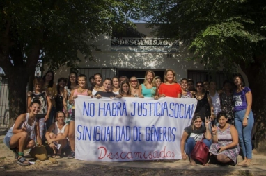 La ministra Laura Stratta se reunió con mujeres de militancia K