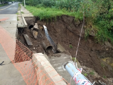 Un puente en Paraná, que inauguró Sergio Varisco, no aguantó la lluvia Un puente en Paraná, que inauguró Sergio Varisco, no aguantó la lluvia