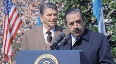 El día que Raúl Alfonsín se plantó ante Ronald Reagan