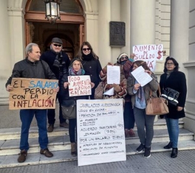 Jubilados Autoconvocados exigen aumentos y defienden el sistema previsional 