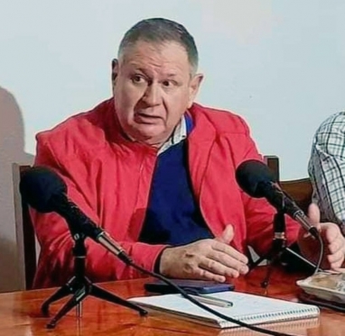 Fabin Rogel cuestion a Javier Milei por sus formas cuasi payasescas