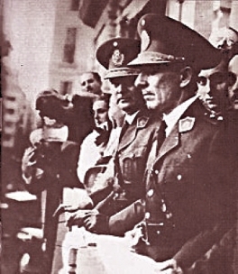 Dimite el general Ramírez, tras una reunión del GOU, y Edelmiro Farrell se hace cargo del poder