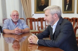 El gobernador se victimiza y oculta un pacto con UPCN por el IOSPER, afirmaron desde UCR Activa