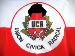 Furgón de cola: La UCR con peluca, desesperada para no quedar afuera de La Libertad Avanza