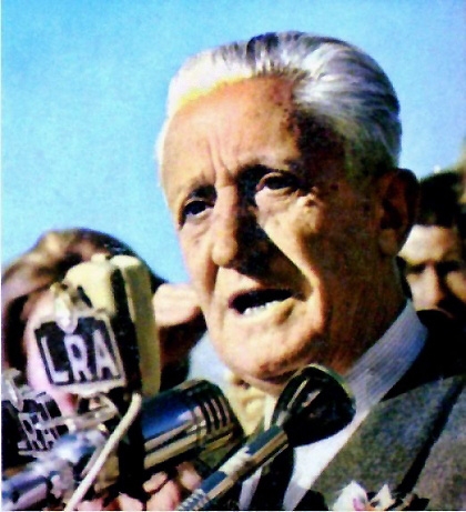Un Golpe de Estado Militar derroca al presidente radical Arturo Umberto Illia