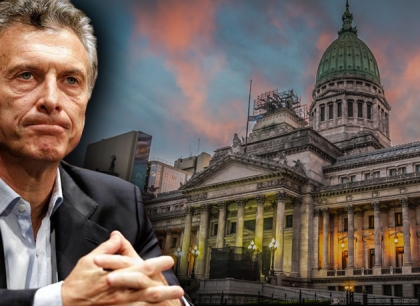 Macri se despide del gobierno declarando el default de la deuda