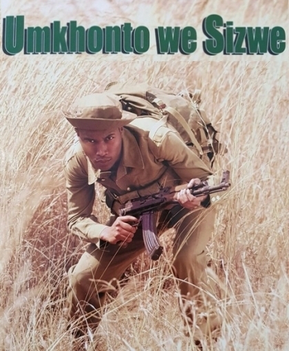 Nelson Mandela funda la organización Umkhonto we Sizwe