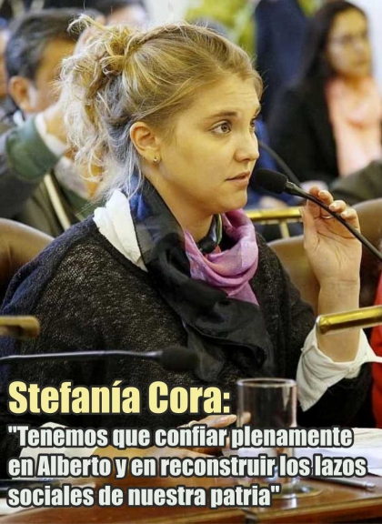 Stefanía Cora: 