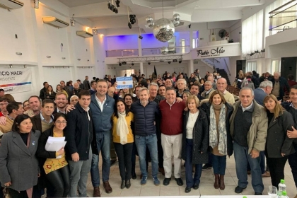 Gustavo Bordet ganó en las elecciones provinciales y en las PASO nacionales
