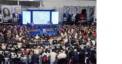Â¿CÃ³mo resuelve Bordet los problemas que le genera Macri?