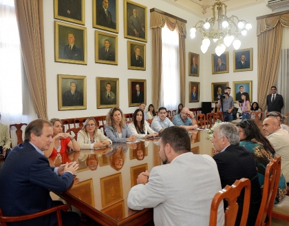 Gustavo Bordet: “Cumpliremos con todas las obligaciones previstas con los incrementos salariales y el aguinaldo”