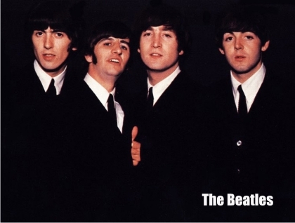 En Nueva York, asesinan a John Lennon, fundador de The Beatles