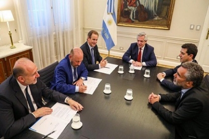 Alberto Fernández acordó con Bordet financiamiento para la Caja de Jubilaciones