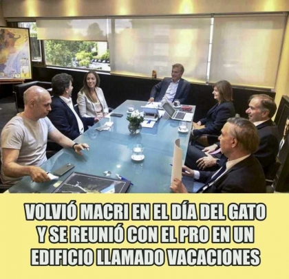 Mauricio Macri se reunió con su círculo rojo del PRO en un edificio llamado Vacaciones