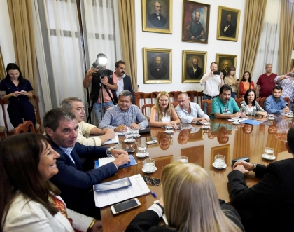 AGMER presentó la agenda de demandas que delineó el Plenario de Secretarios Generales