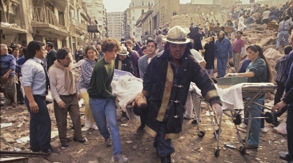 Memoria para exigir justicia: se cumplen 26 años del atentado a la AMIA