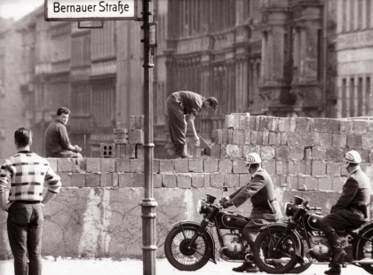 Vergüenza: Se inicia la construcción del Muro de Berlín