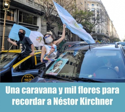 Una caravana y mil flores para recordar a Néstor Kirchner